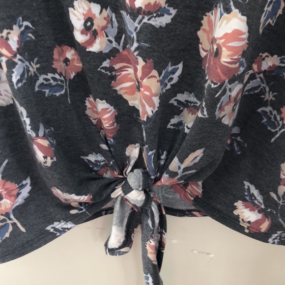 Pleione floral top - Picture 3 of 5